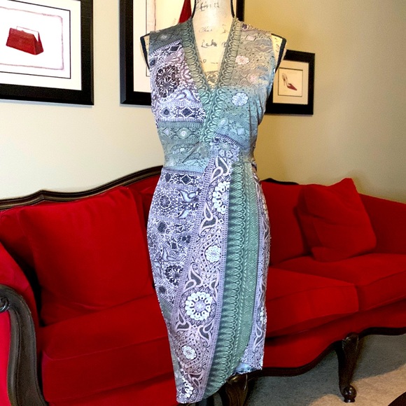 cameo Dresses & Skirts - Sexy Vacation or Summer Dress!